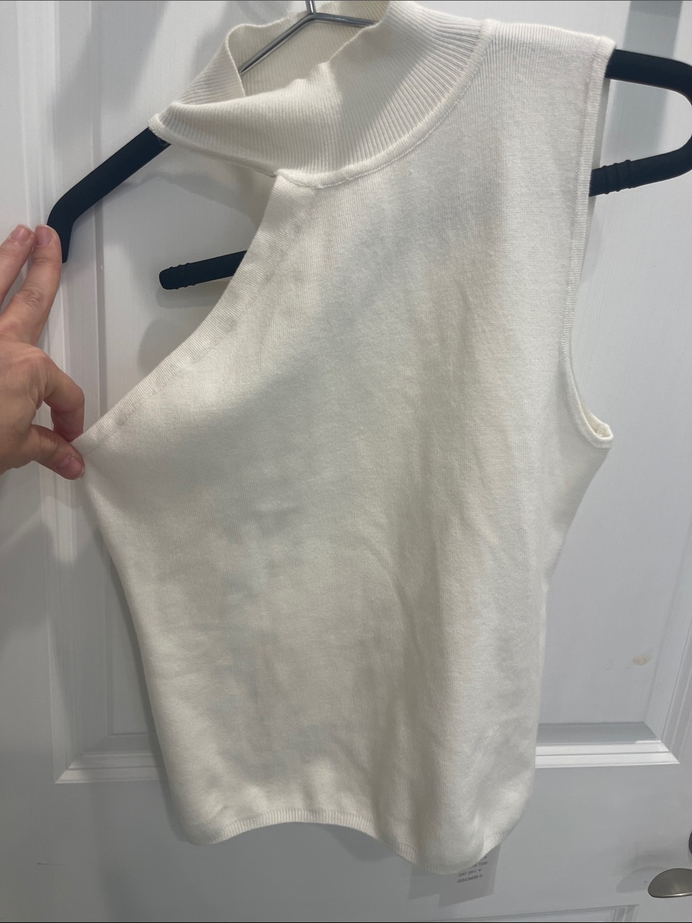 superdown Cream Sleeveless Mock Neck Tank